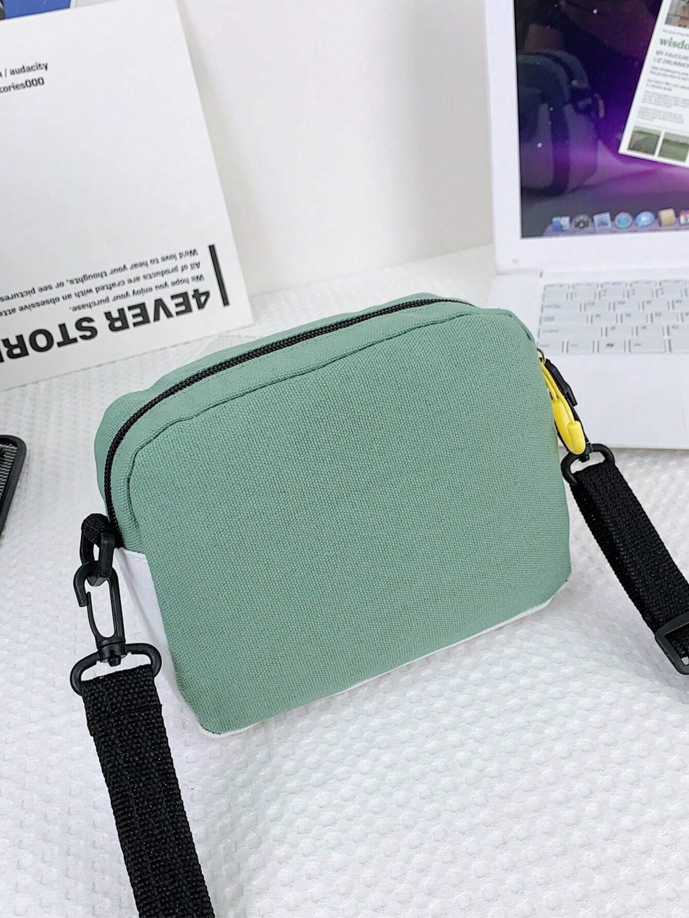 Neo Pop Crossbody