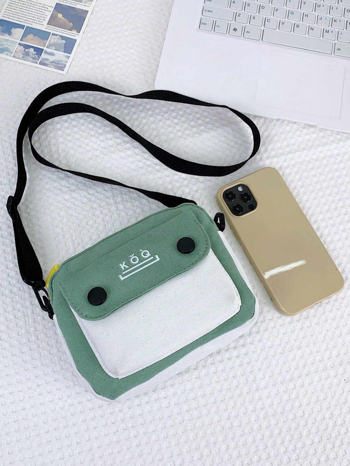 Neo Pop Crossbody