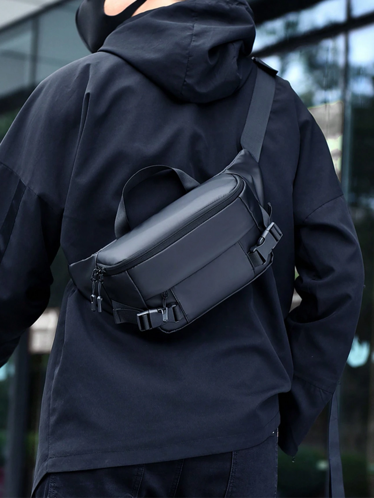 Vanta Black Core Bag