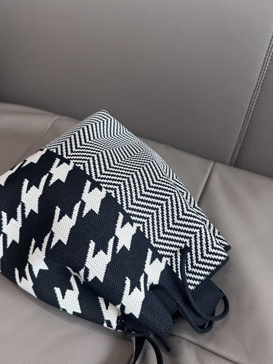 MonoWeave Bucket
