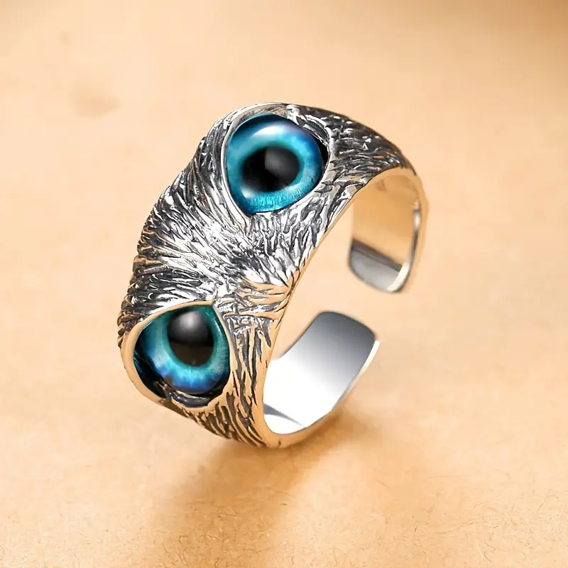 Owl – Blue-Eyed Ring