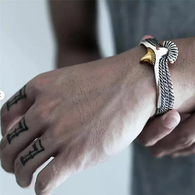 Viking Talon – Vintage Eagle Cuff