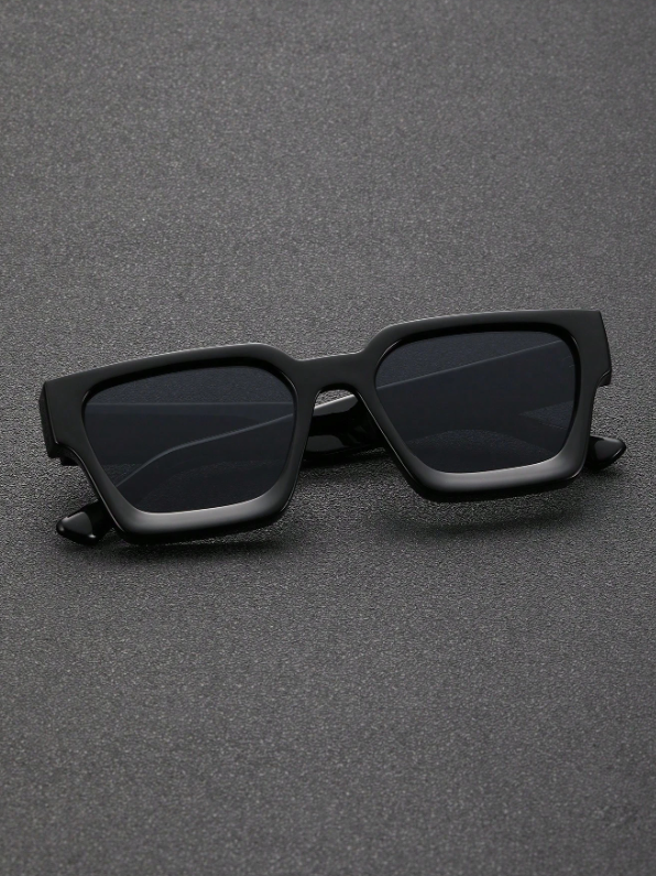 Shadow Classic - Black Tint