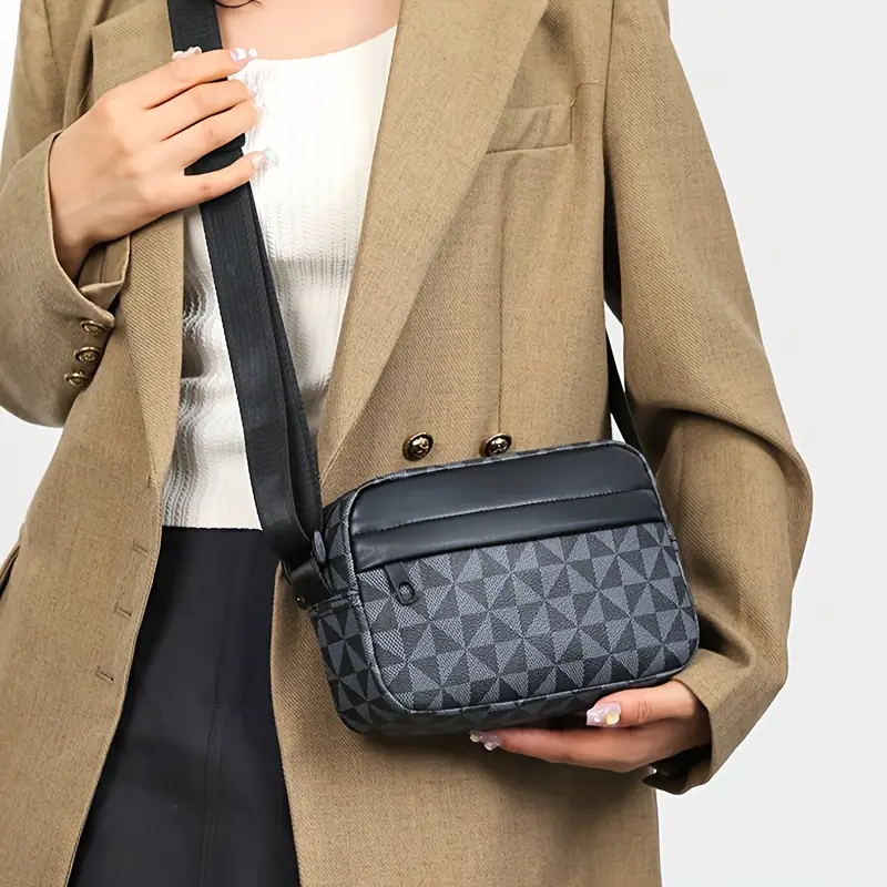 ModeLine Shoulder Bag