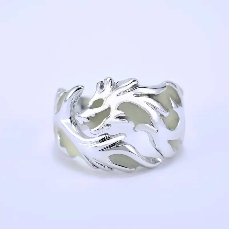 Glow – Luminous Dragon Ring