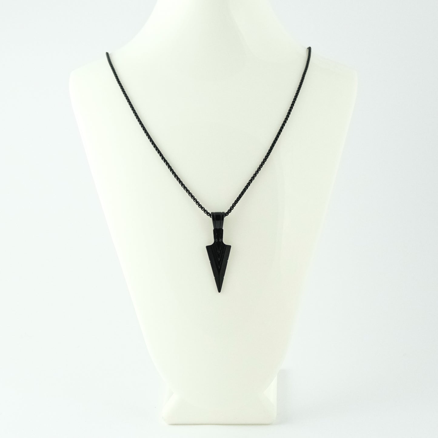 Arrow Black Pendant Chain