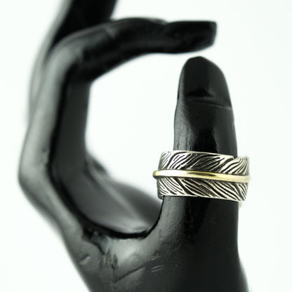 Feather Flow – Vintage Ring