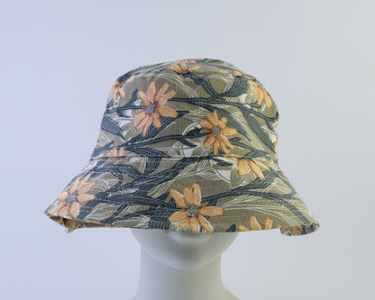 Soft Bloom Bucket