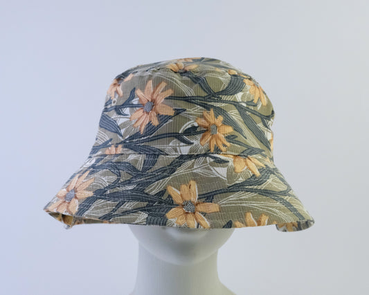 Soft Bloom Bucket