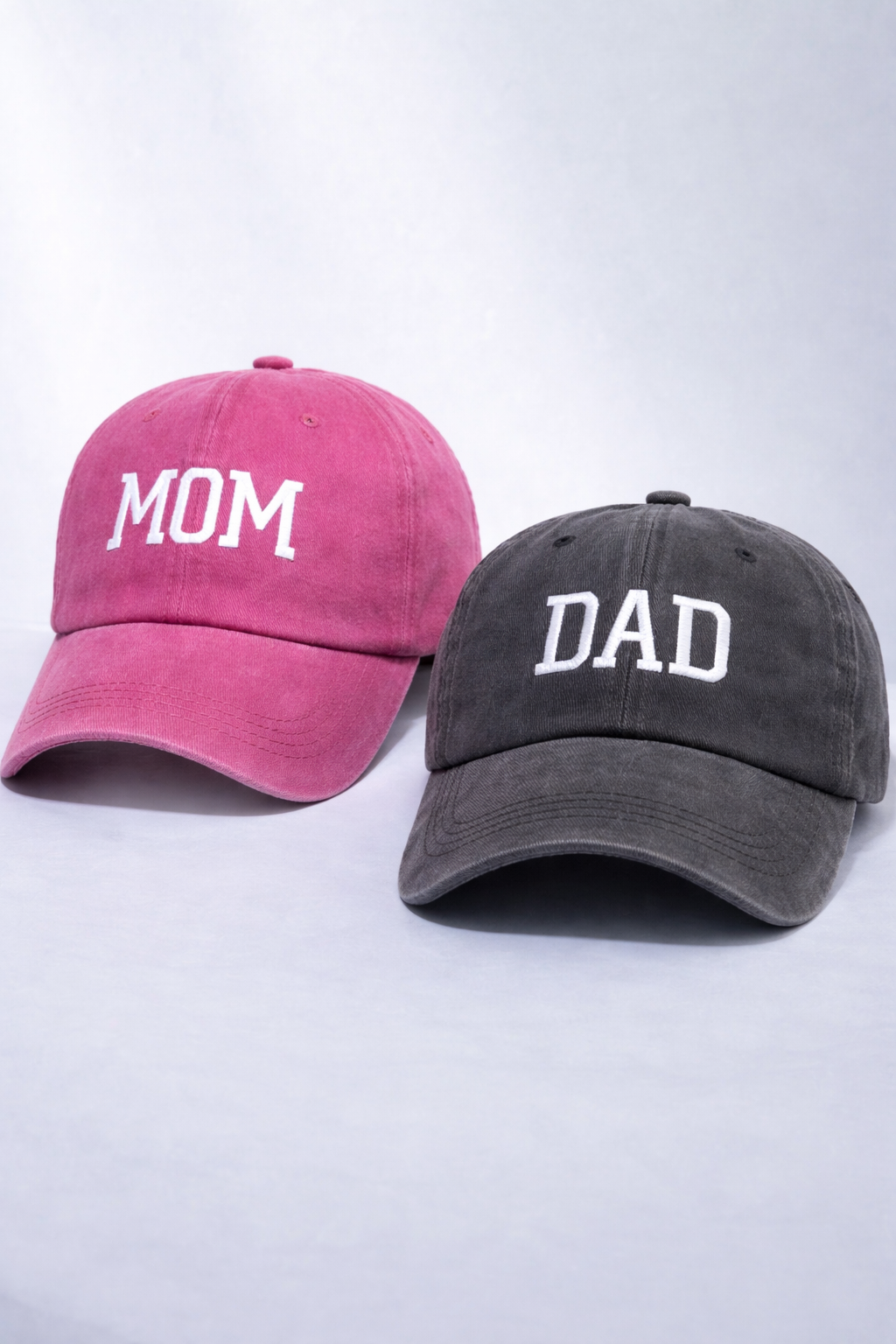 Mom & Dad Cap Set
