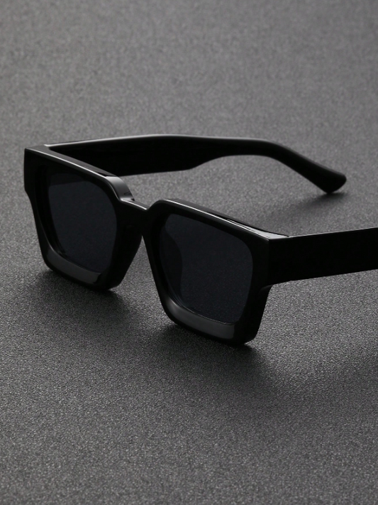 Shadow Classic - Black Tint