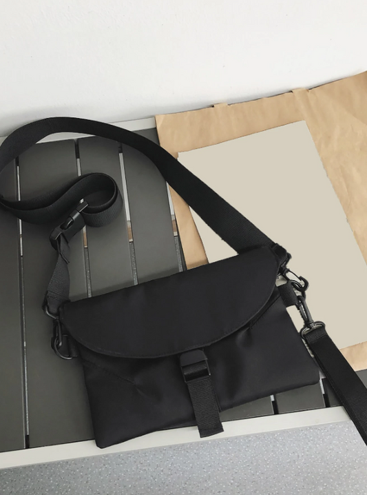 Vault Crossbody