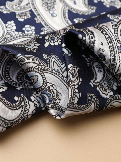 Eira Neckerchief – Navy