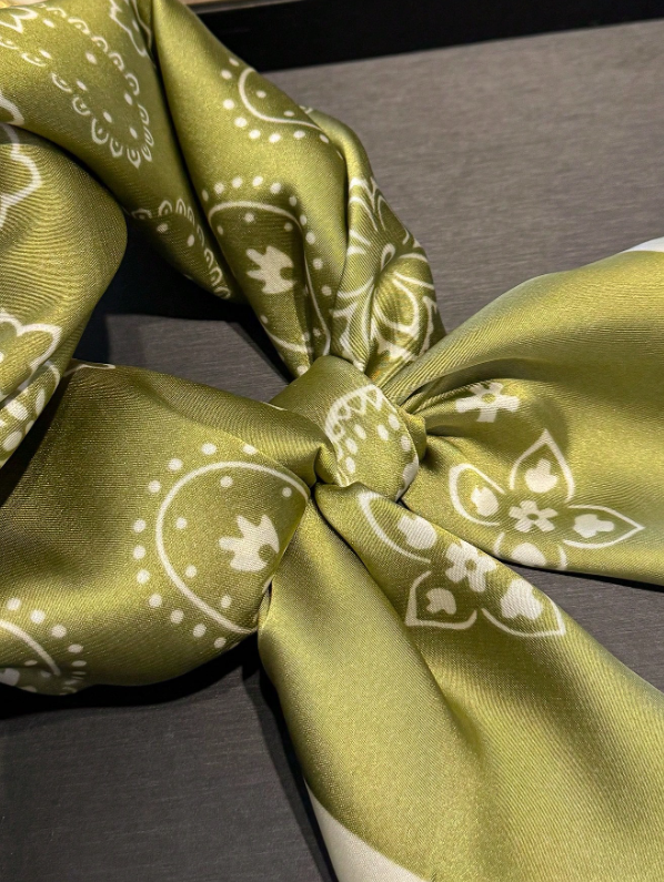Como Neckerchief