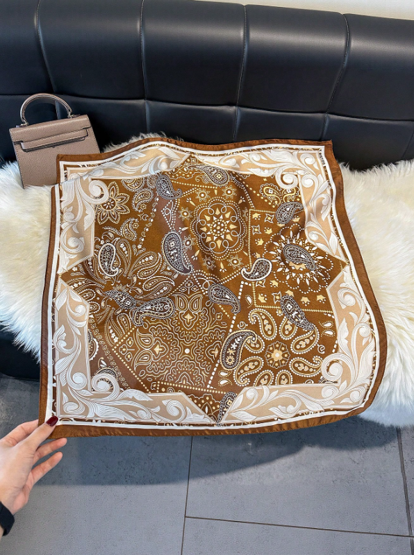 Matera Neckerchief