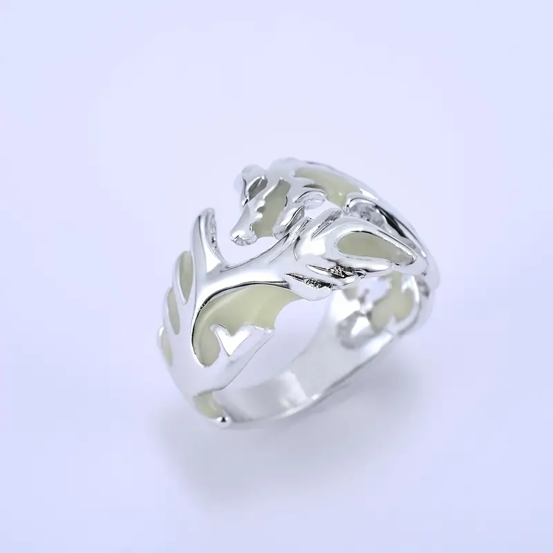 Glow – Luminous Dragon Ring