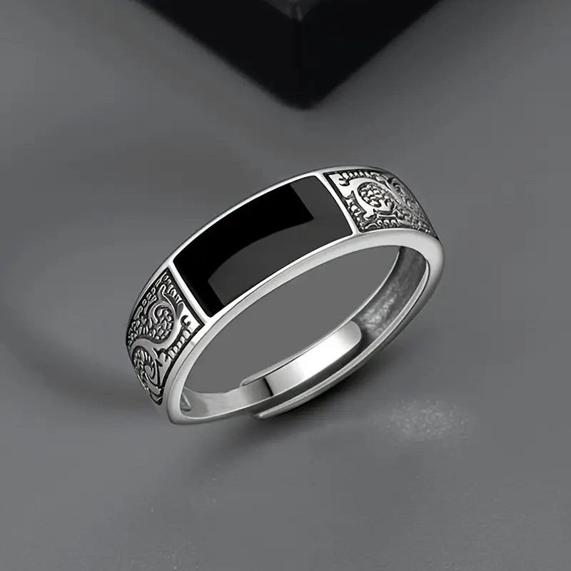 Midnight Crest Ring