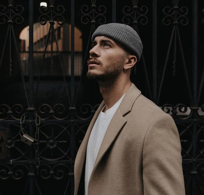 Knitted Beanie — Grey