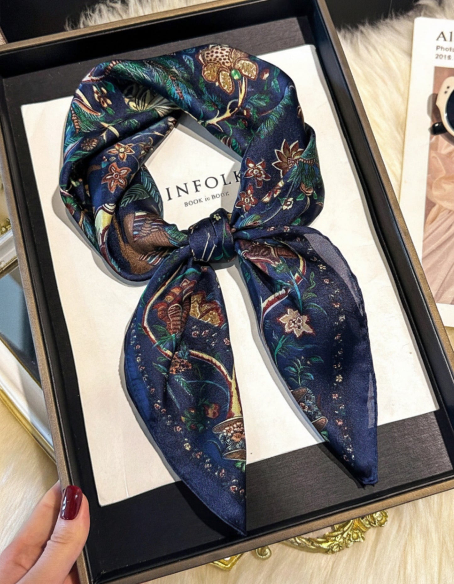 Verona neckerchief